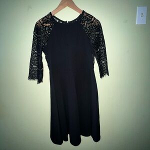 Elegant Black Lace Sleeve Dress